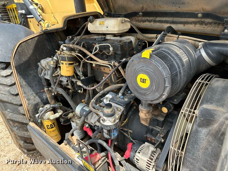 image for item OC9070 2004 Caterpillar TH360B  telehandler