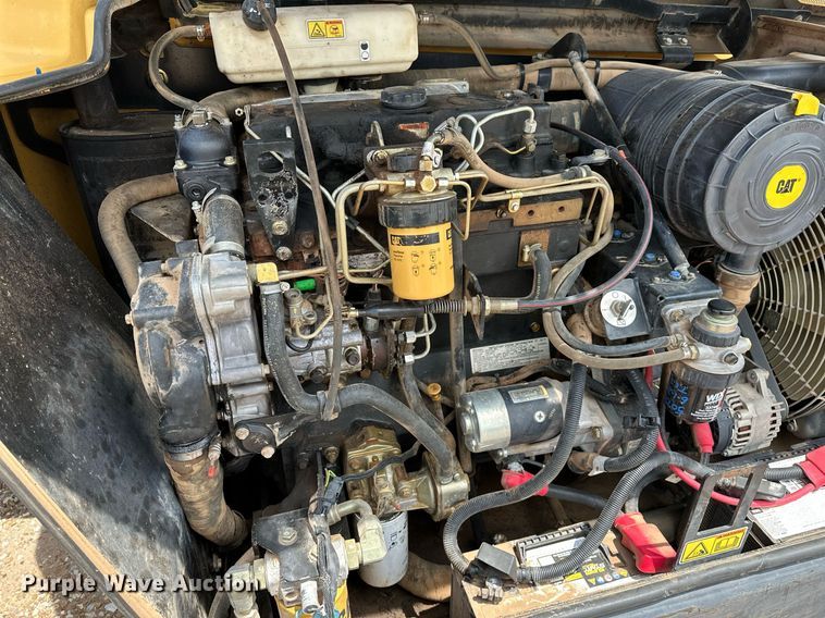 image for item OC9070 2004 Caterpillar TH360B  telehandler