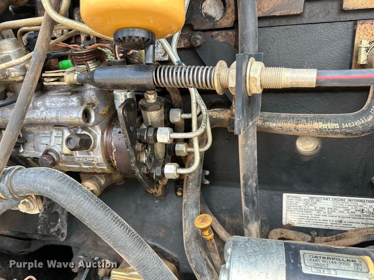 image for item OC9070 2004 Caterpillar TH360B  telehandler