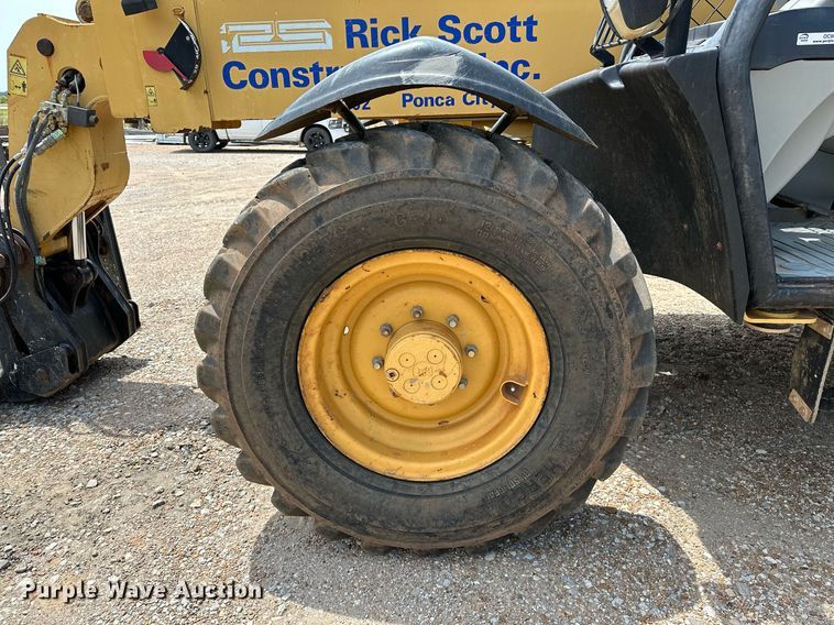 image for item OC9070 2004 Caterpillar TH360B  telehandler