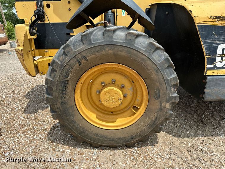 image for item OC9070 2004 Caterpillar TH360B  telehandler