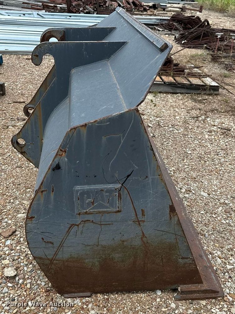 image for item OC9070 2004 Caterpillar TH360B  telehandler