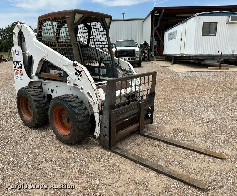 image for item OC9071 2008 Bobcat S185  skid steer loader