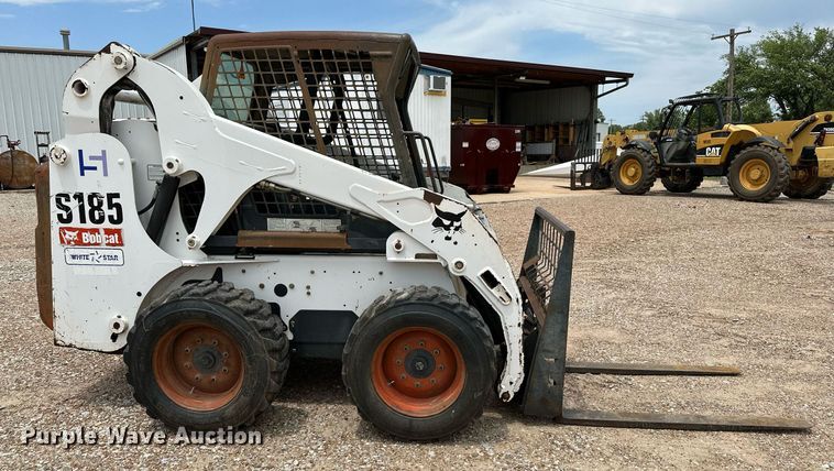 image for item OC9071 2008 Bobcat S185  skid steer loader