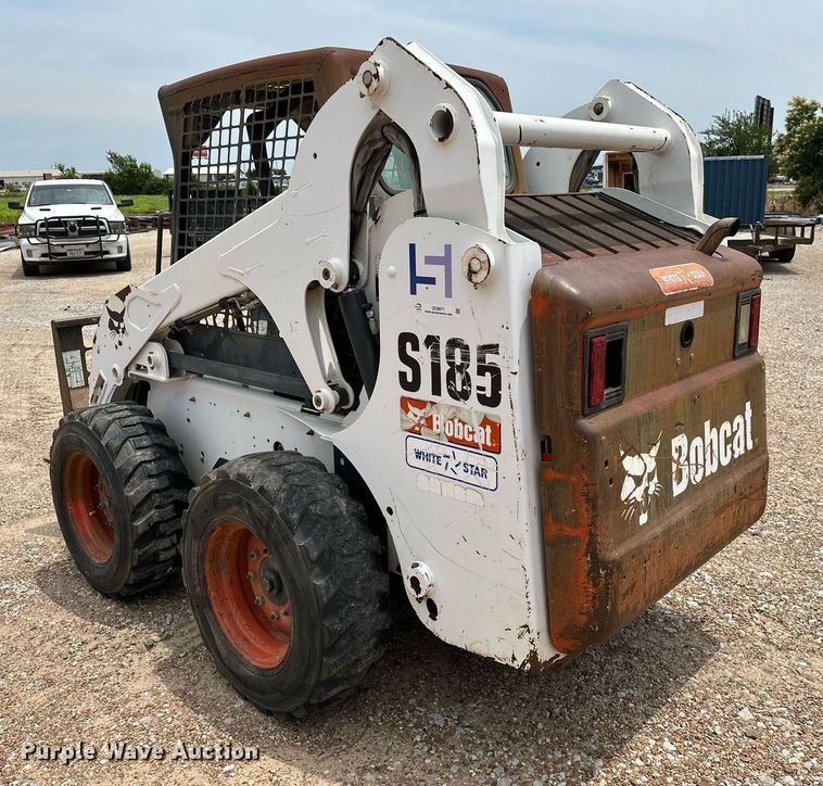 image for item OC9071 2008 Bobcat S185  skid steer loader