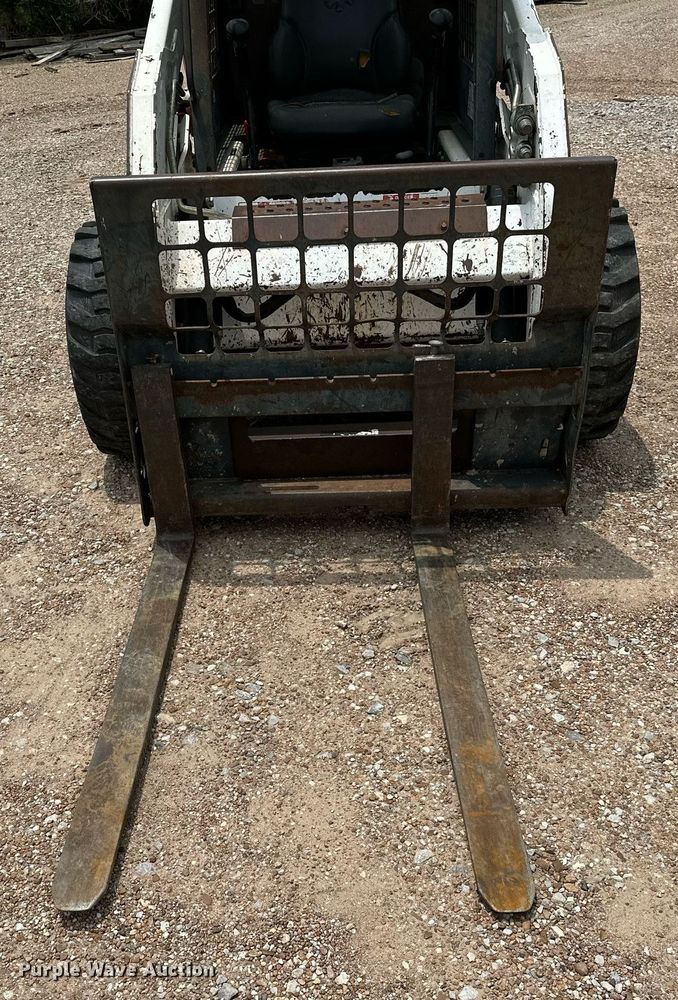 image for item OC9071 2008 Bobcat S185  skid steer loader