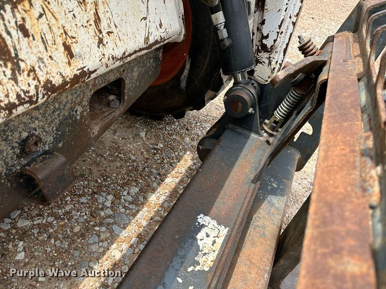 image for item OC9071 2008 Bobcat S185  skid steer loader