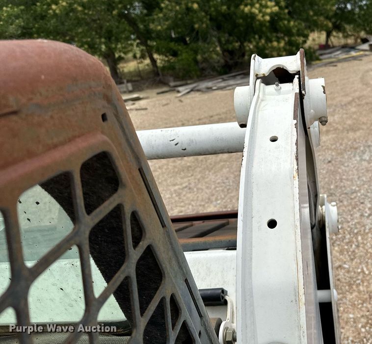 image for item OC9071 2008 Bobcat S185  skid steer loader