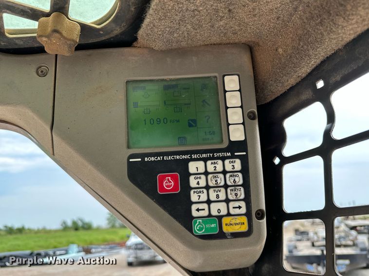 image for item OC9071 2008 Bobcat S185  skid steer loader