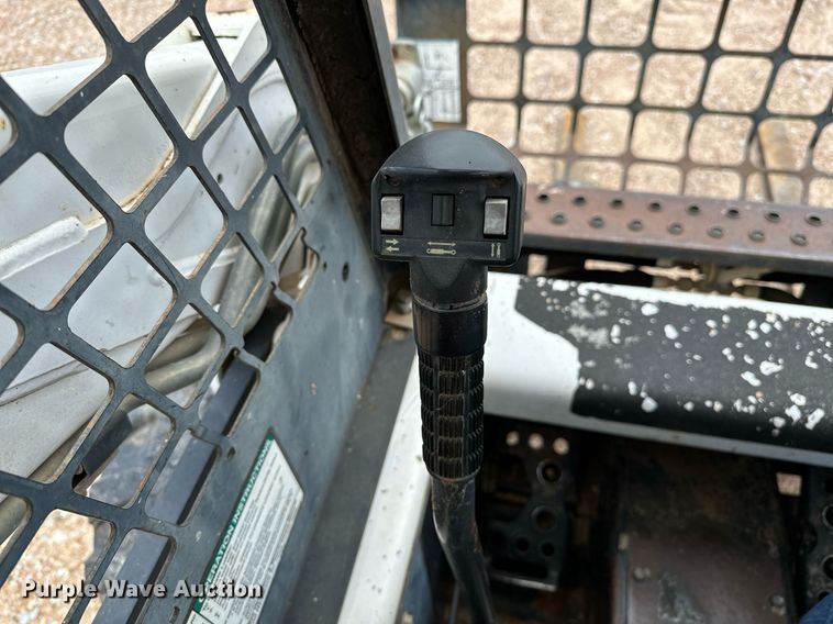 image for item OC9071 2008 Bobcat S185  skid steer loader