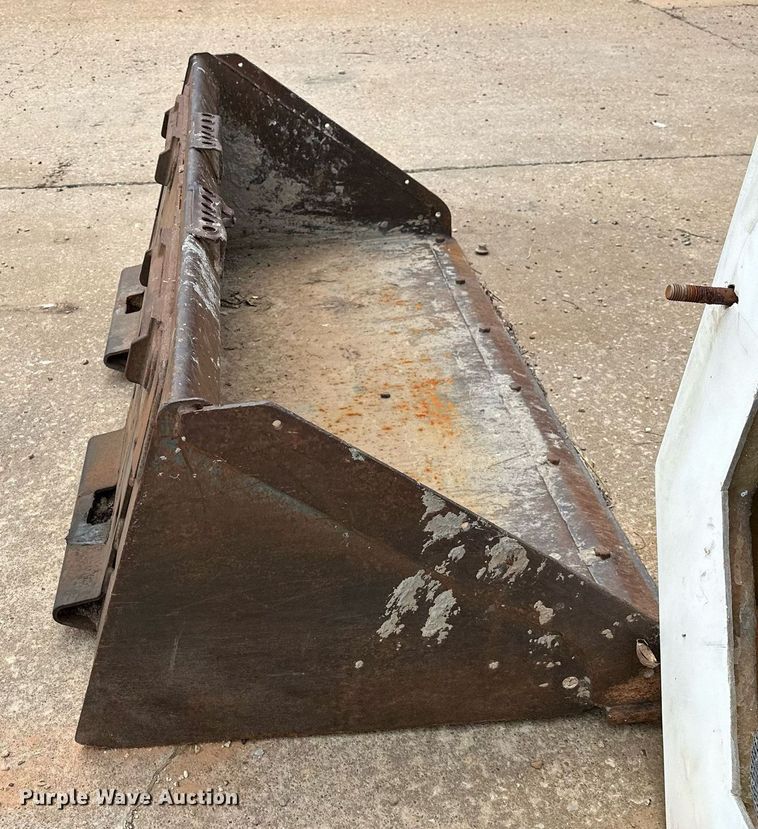 image for item OC9071 2008 Bobcat S185  skid steer loader