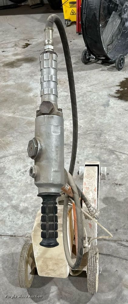 image for item OC9073 (5) concrete saws