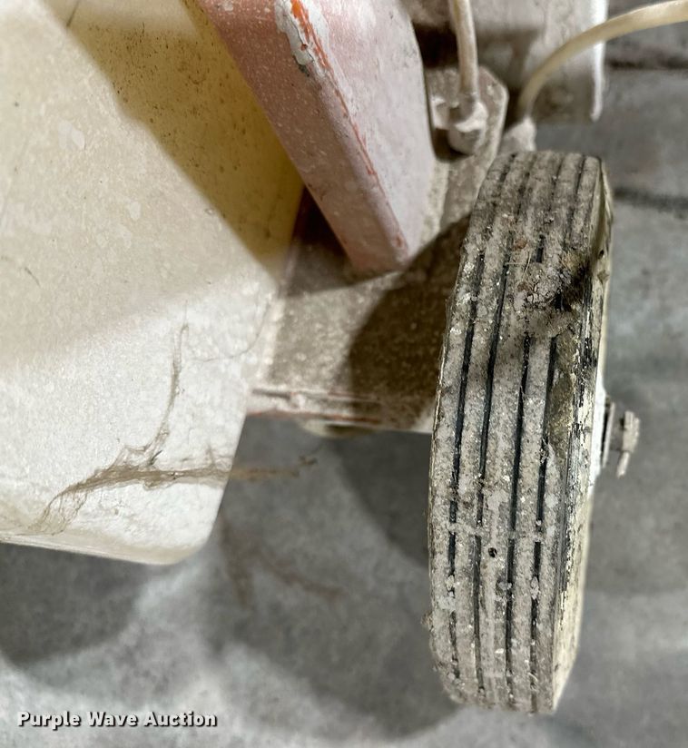 image for item OC9073 (5) concrete saws