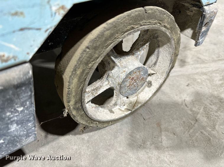 image for item OC9073 (5) concrete saws