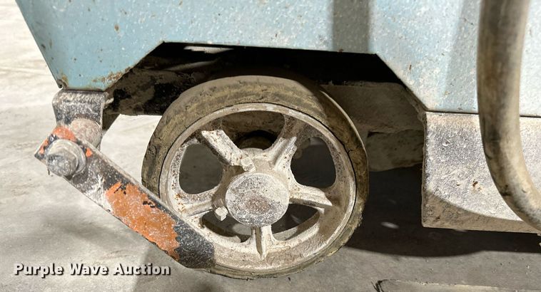 image for item OC9073 (5) concrete saws