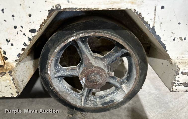 image for item OC9073 (5) concrete saws