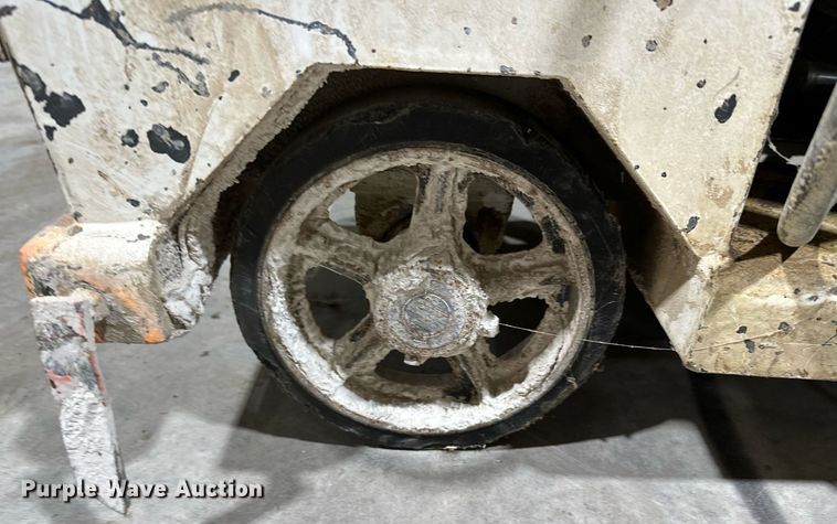 image for item OC9073 (5) concrete saws