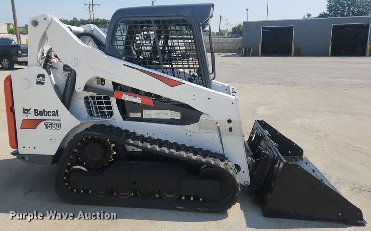 image for item OK9554 2016 Bobcat T590  tracked skid steer loader