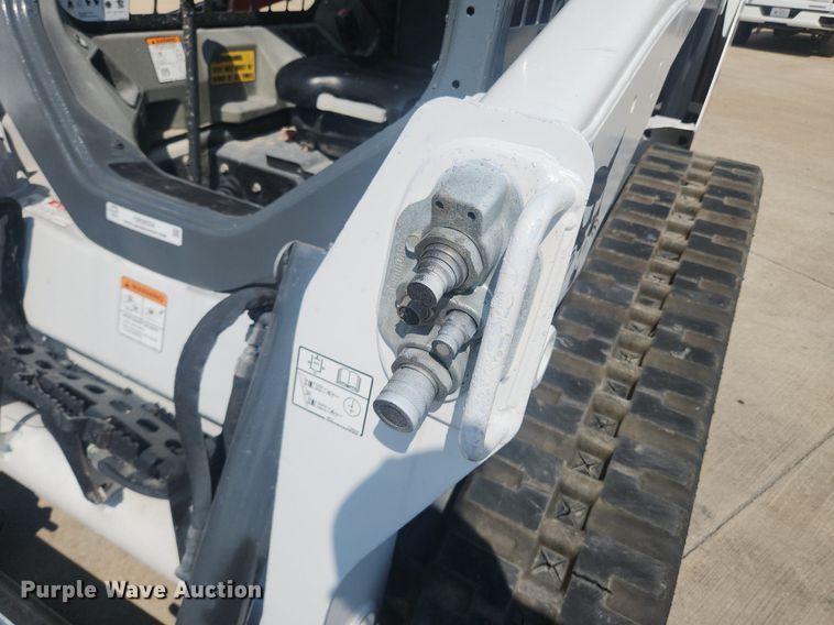 image for item OK9554 2016 Bobcat T590  tracked skid steer loader