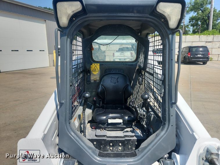 image for item OK9554 2016 Bobcat T590  tracked skid steer loader
