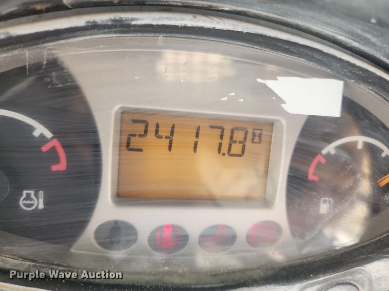 image for item OK9554 2016 Bobcat T590  tracked skid steer loader