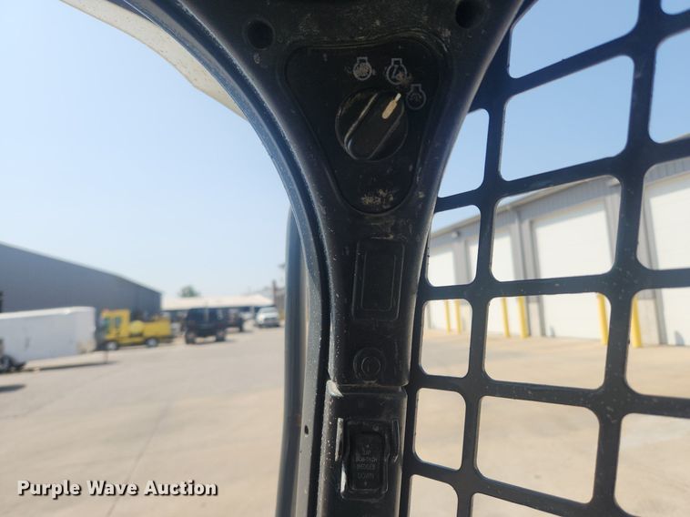 image for item OK9554 2016 Bobcat T590  tracked skid steer loader