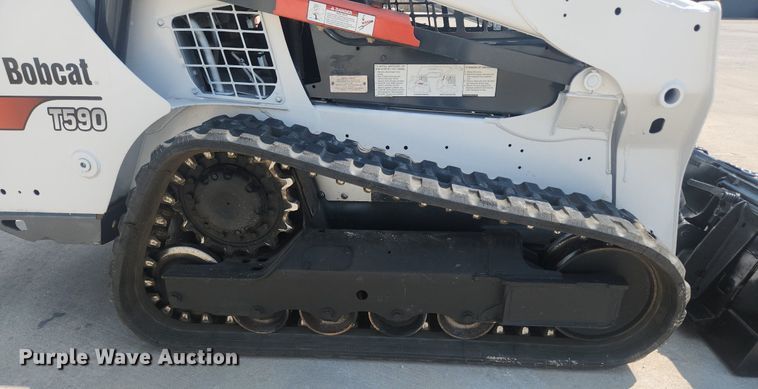 image for item OK9554 2016 Bobcat T590  tracked skid steer loader