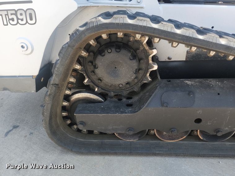 image for item OK9554 2016 Bobcat T590  tracked skid steer loader