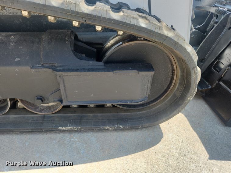image for item OK9554 2016 Bobcat T590  tracked skid steer loader