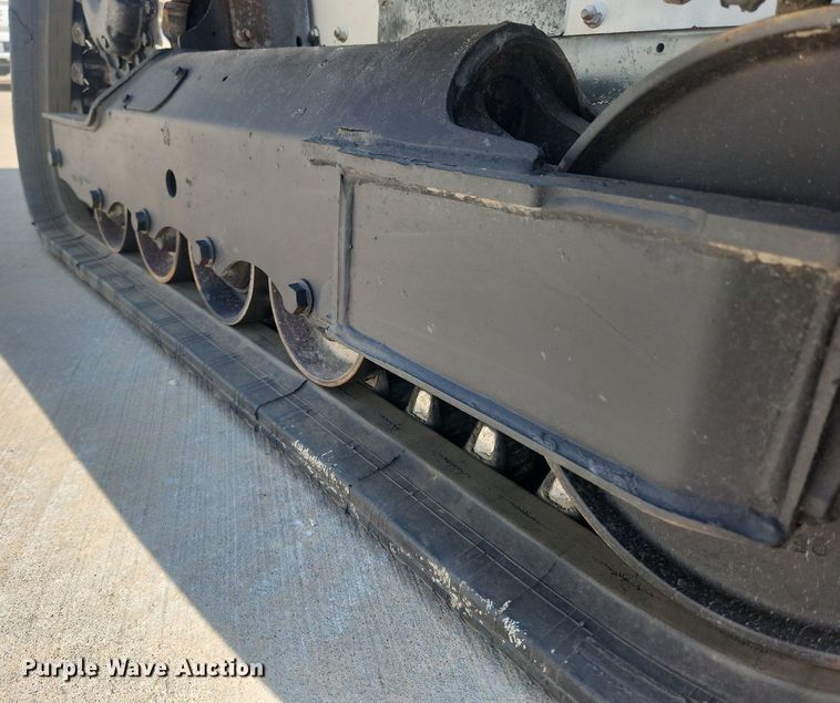 image for item OK9554 2016 Bobcat T590  tracked skid steer loader
