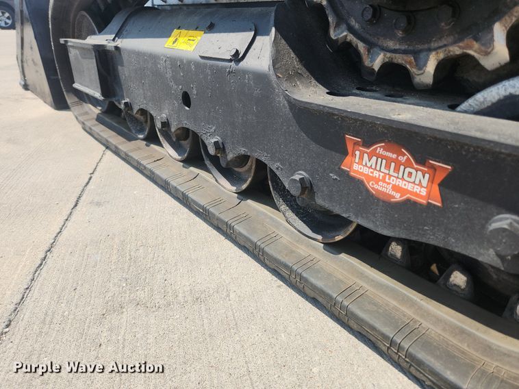 image for item OK9554 2016 Bobcat T590  tracked skid steer loader