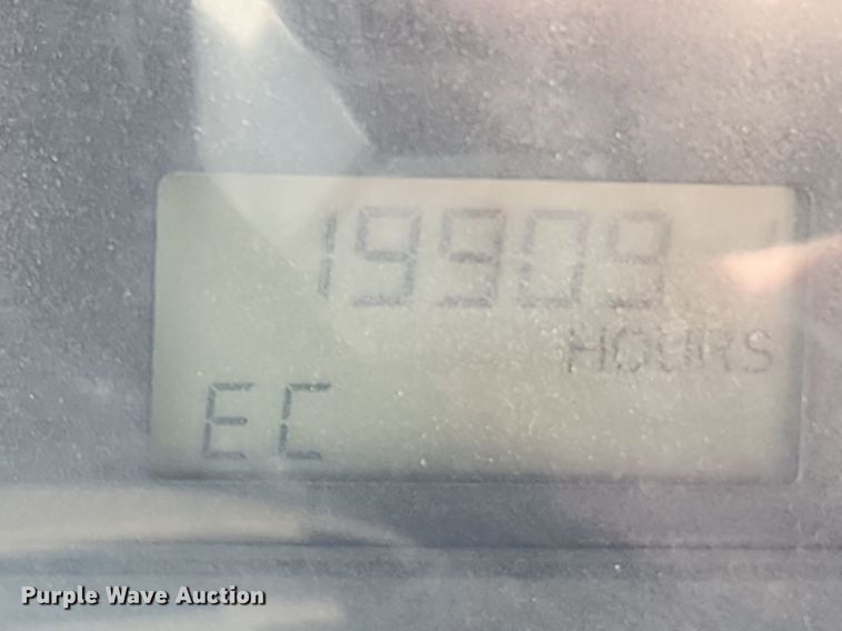 image for item OK9556 2005 Sterling L9500  roll-off container truck