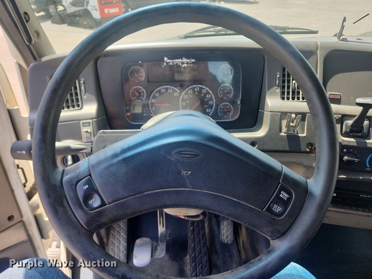 image for item OK9556 2005 Sterling L9500  roll-off container truck