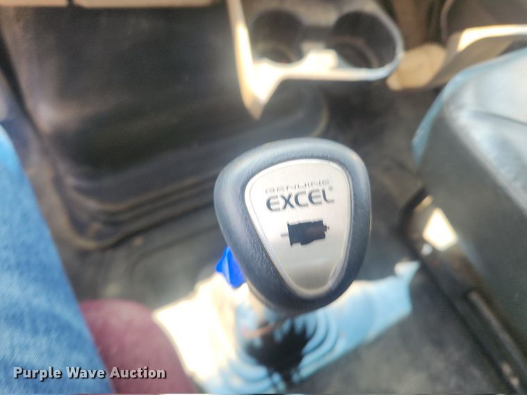 image for item OK9556 2005 Sterling L9500  roll-off container truck