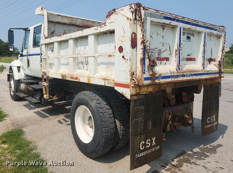 image for item OK9569 2006 International 7300  dump truck