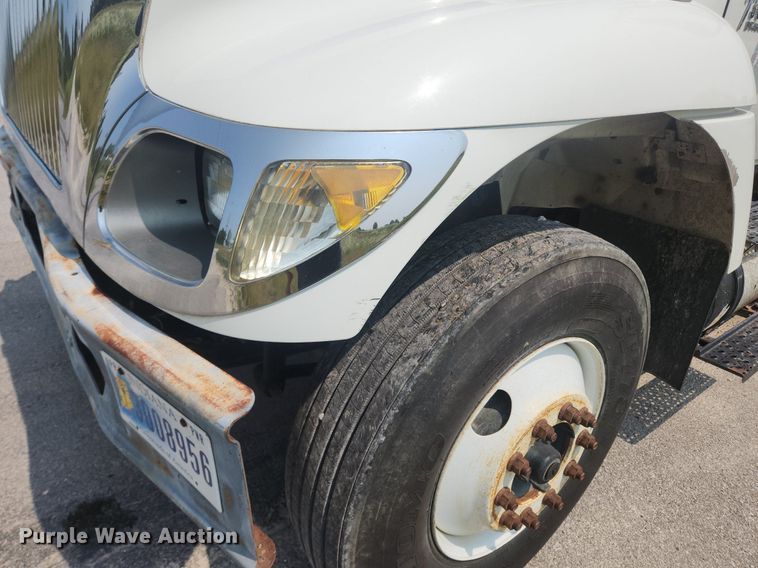 image for item OK9569 2006 International 7300  dump truck