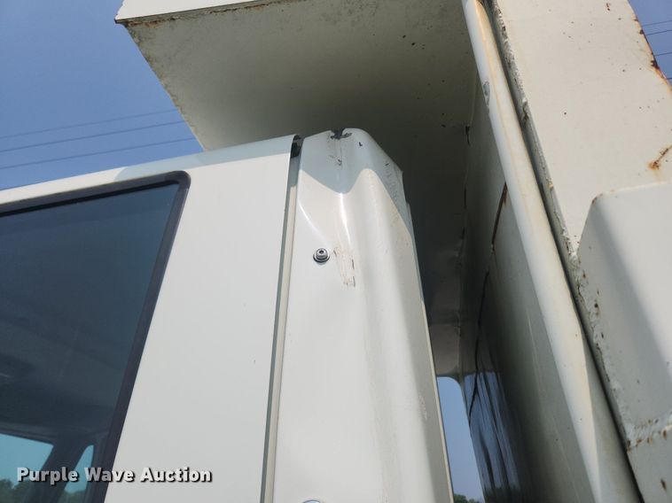 image for item OK9569 2006 International 7300  dump truck