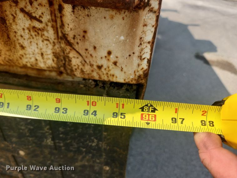 image for item OK9569 2006 International 7300  dump truck