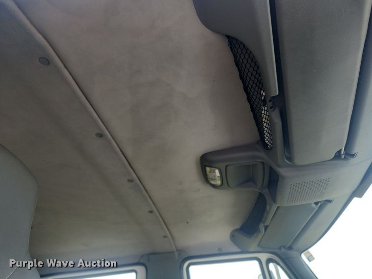 image for item OK9569 2006 International 7300  dump truck