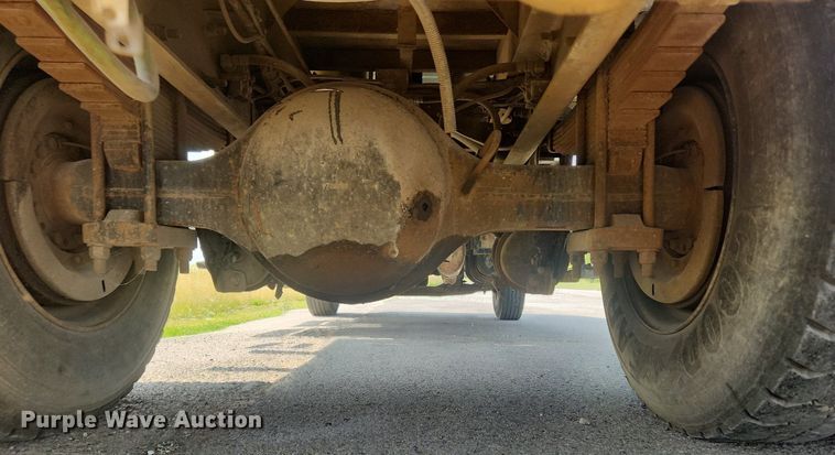 image for item OK9569 2006 International 7300  dump truck