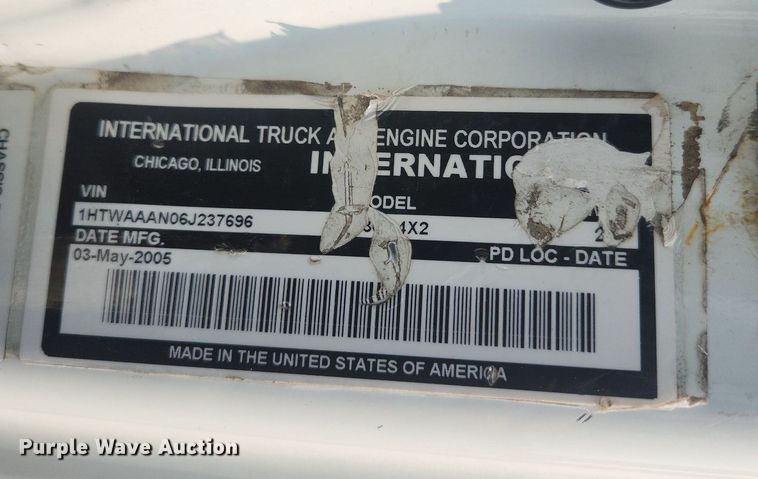 image for item OK9569 2006 International 7300  dump truck