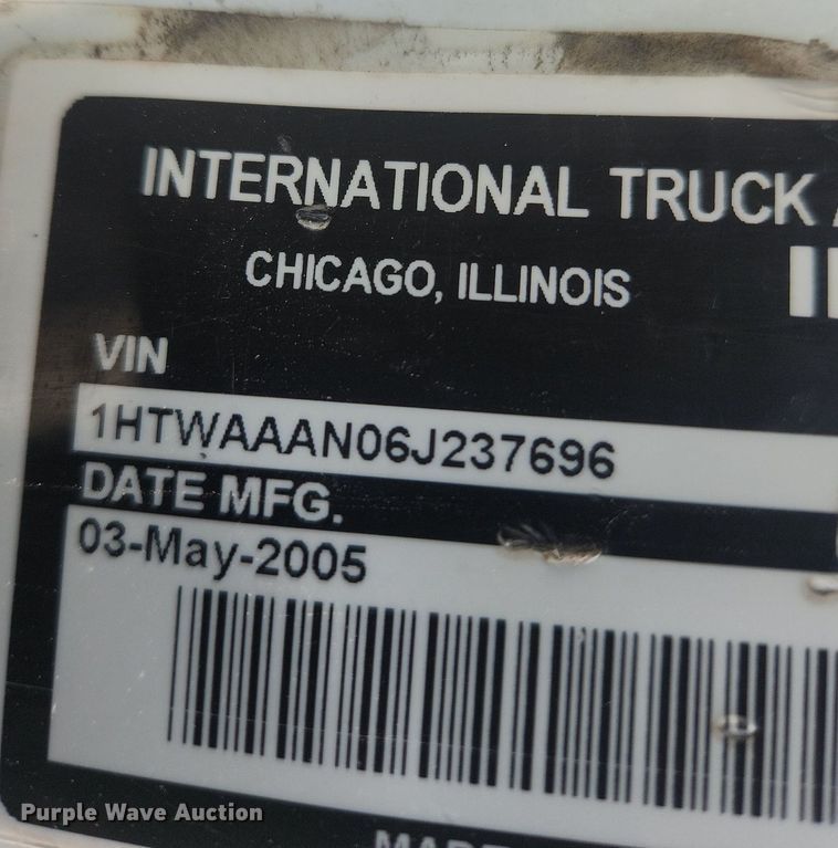 image for item OK9569 2006 International 7300  dump truck