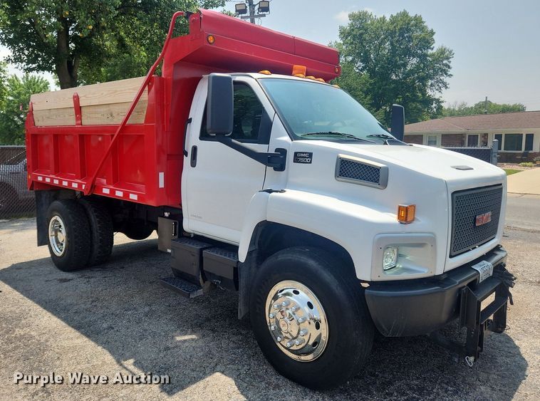 image for item OK9572 2006 GMC C7500  dump truck