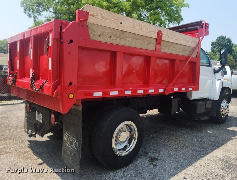 image for item OK9572 2006 GMC C7500  dump truck