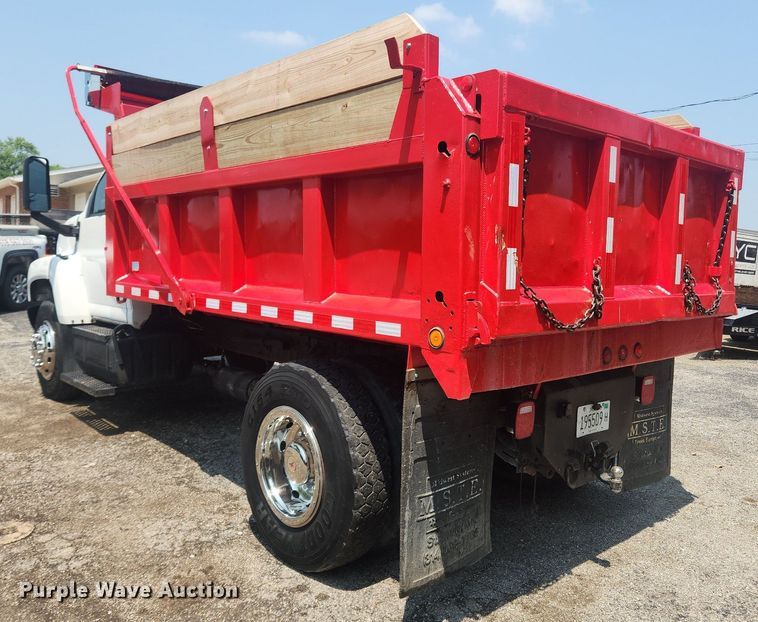 image for item OK9572 2006 GMC C7500  dump truck