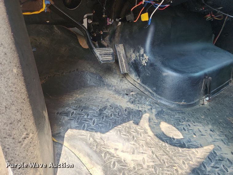 image for item OK9572 2006 GMC C7500  dump truck