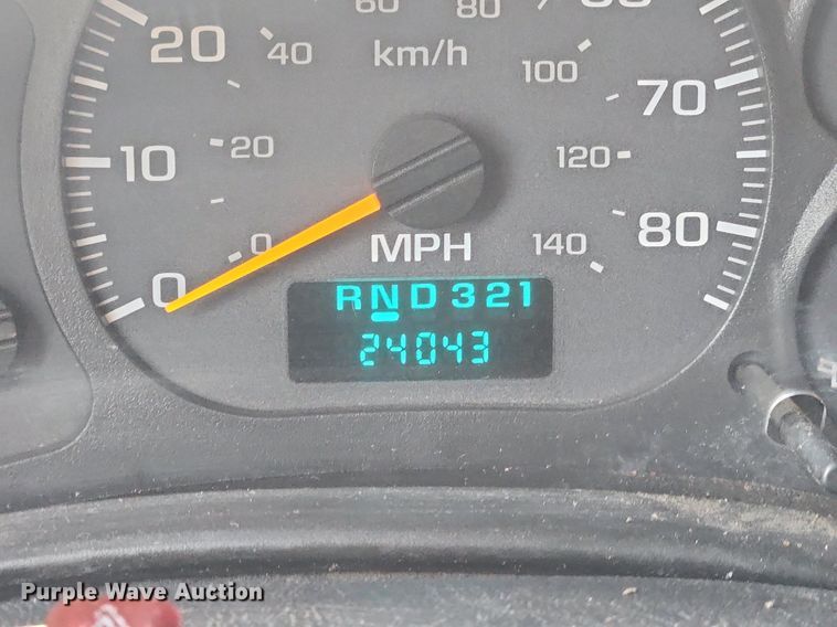 image for item OK9572 2006 GMC C7500  dump truck