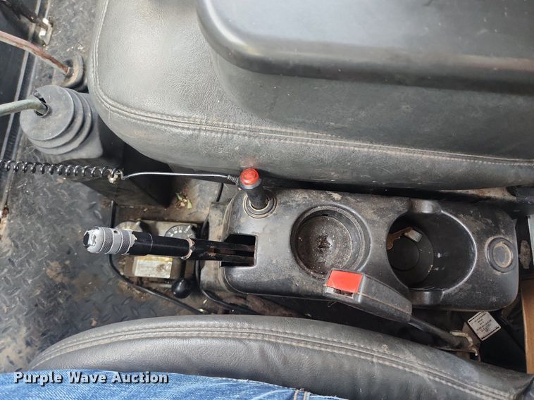 image for item OK9572 2006 GMC C7500  dump truck