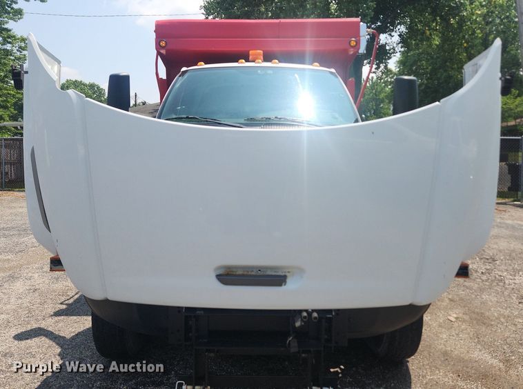 image for item OK9572 2006 GMC C7500  dump truck
