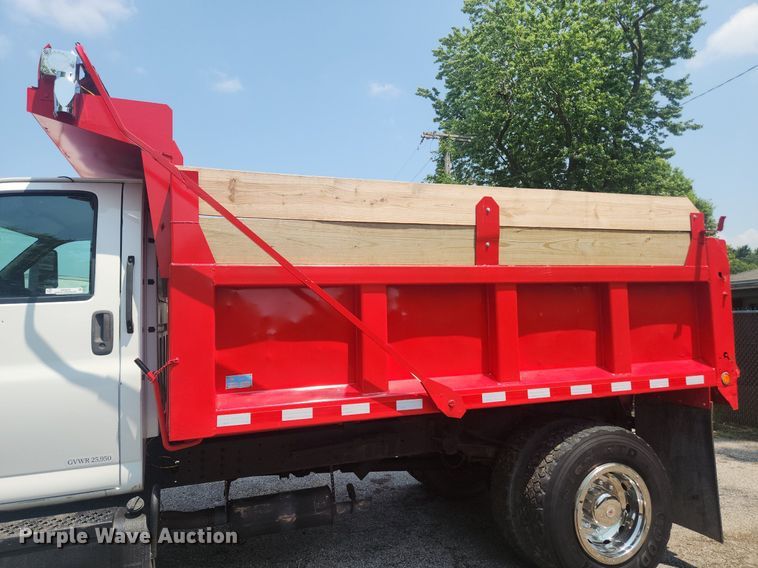 image for item OK9572 2006 GMC C7500  dump truck